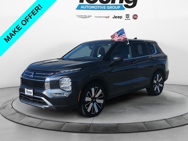 Blue 2025 Mitsubishi Outlander SUV / Crossover Front-Wheel Drive Continuously Variable Transmission