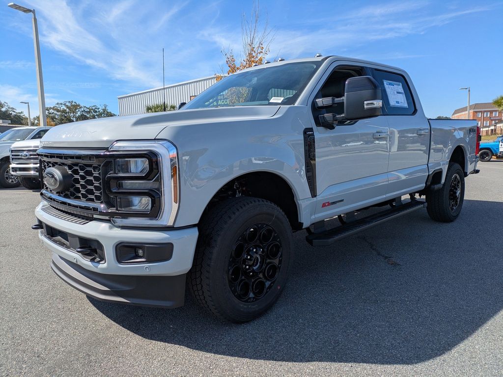 2026 Ford F-350 LARIAT