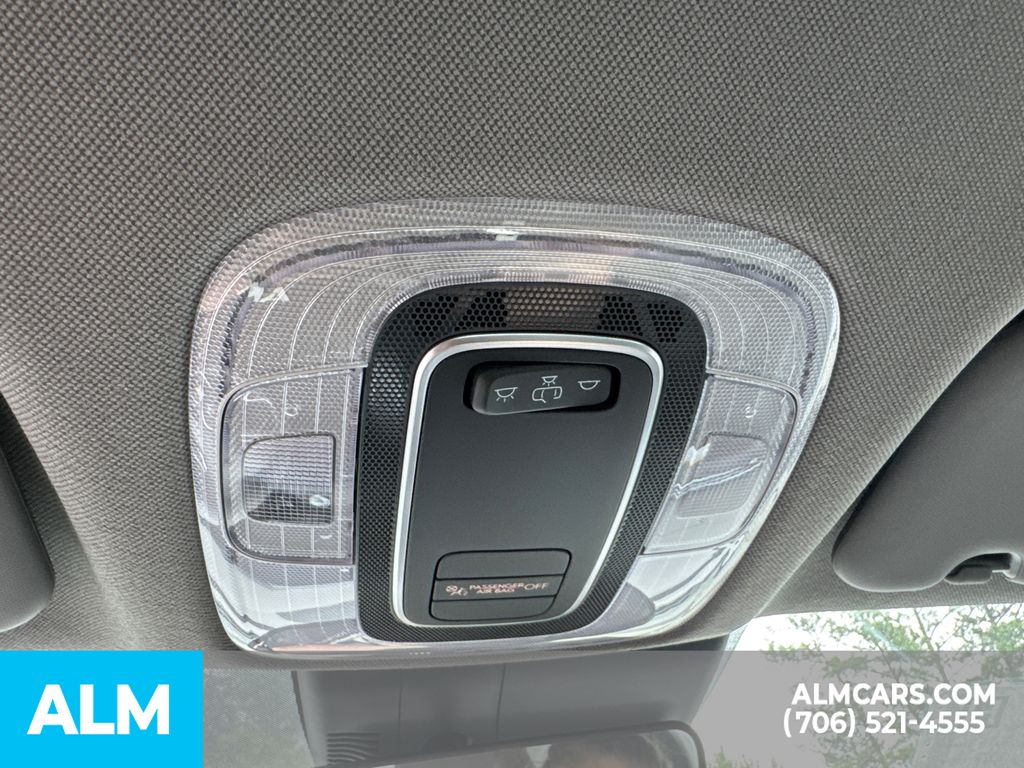 2025 Hyundai Elantra SEL Sport photo 21