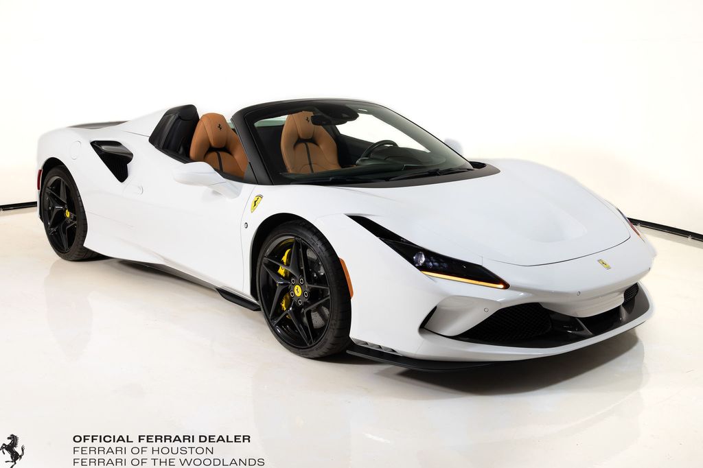 Bianco Cervino 2022 Ferrari F8 Spider RWD Convertible Rear-Wheel Drive 7-Speed Automatic