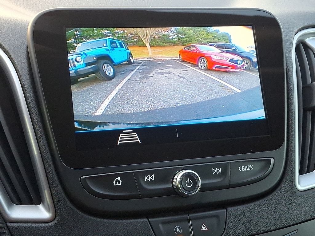 Thumbnail: 2020 Chevrolet Malibu - 16