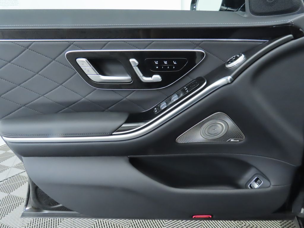 2025 Mercedes-Benz S-Class S 580 25