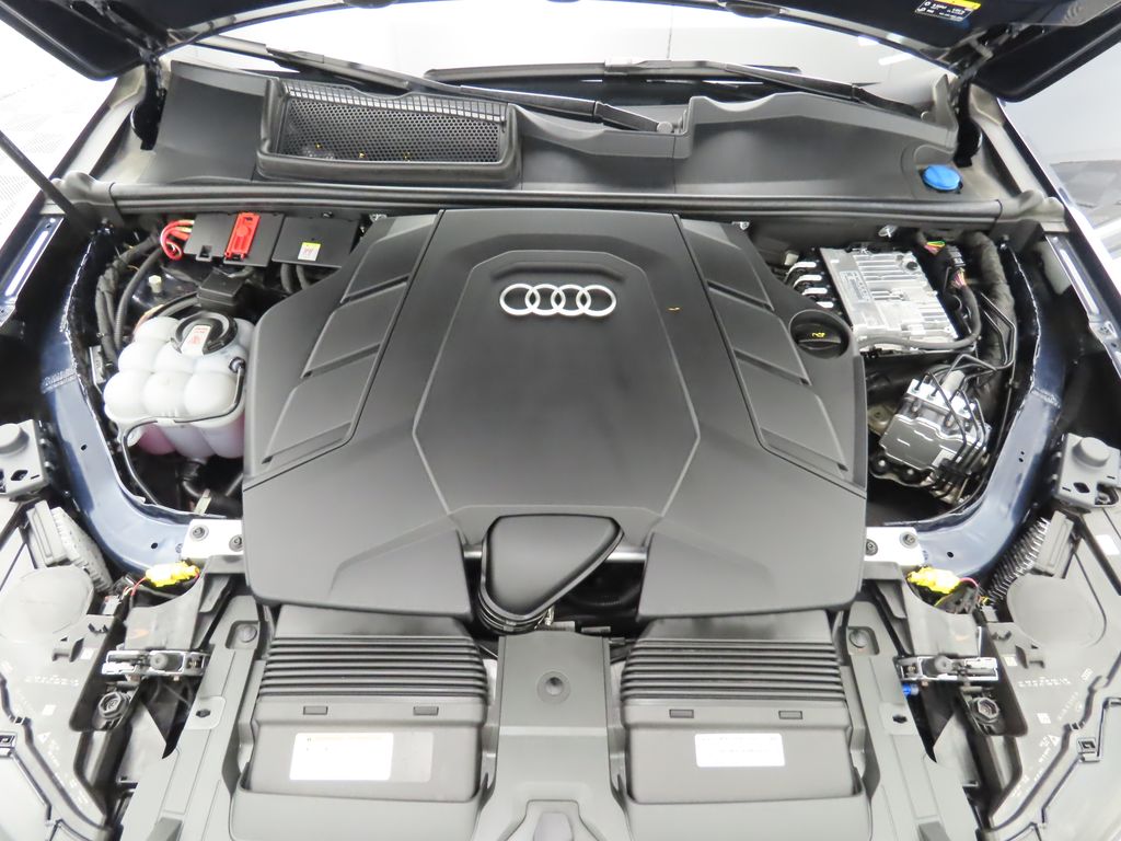 2024 Audi Q7 Premium Plus 30