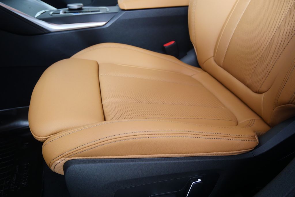 2025 BMW i4 eDrive40 10