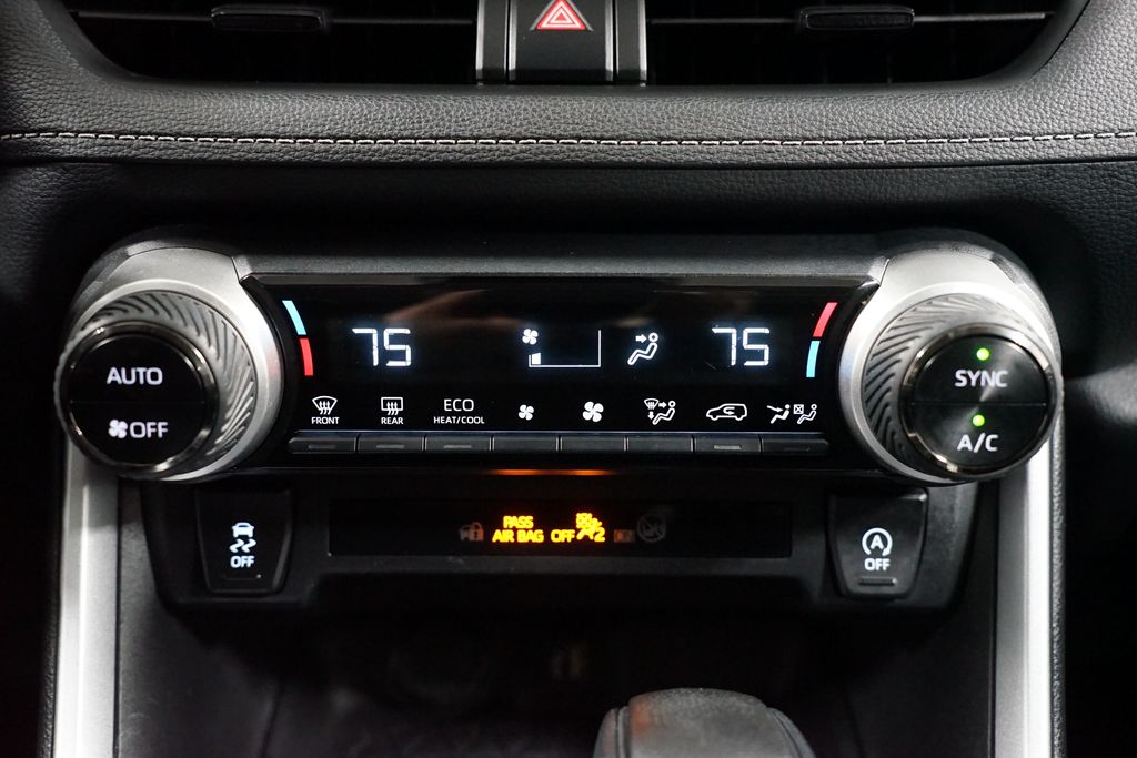 Thumbnail: 2024 Toyota RAV4 - 20