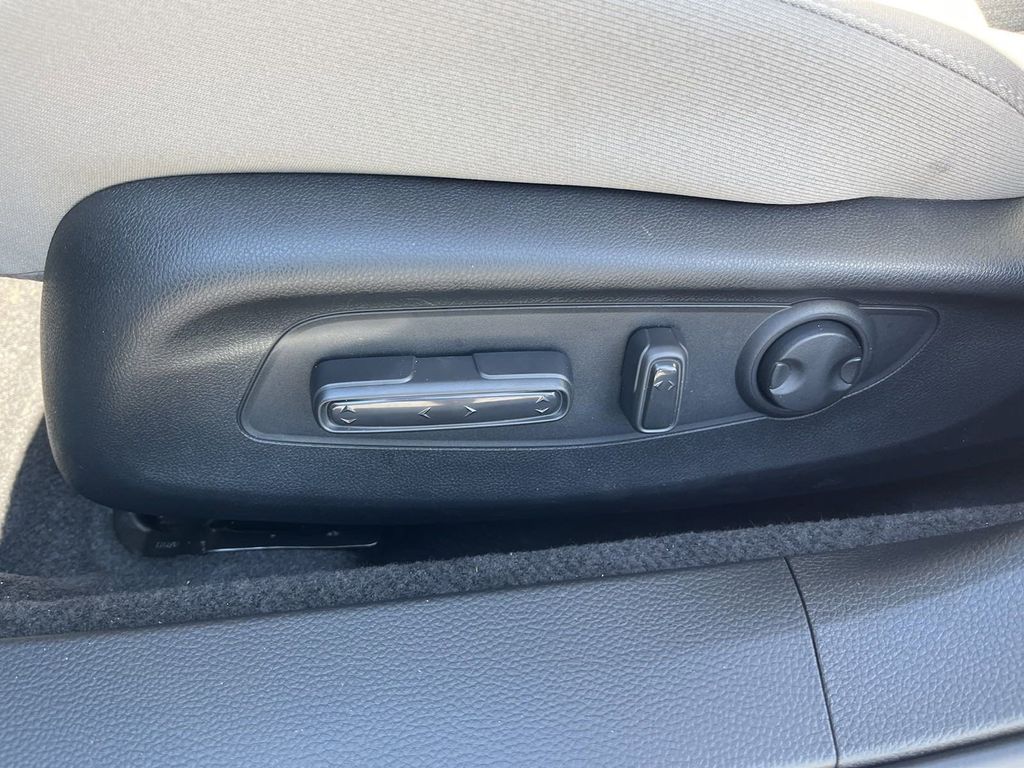 new 2025 Honda Accord car, priced at $30,922