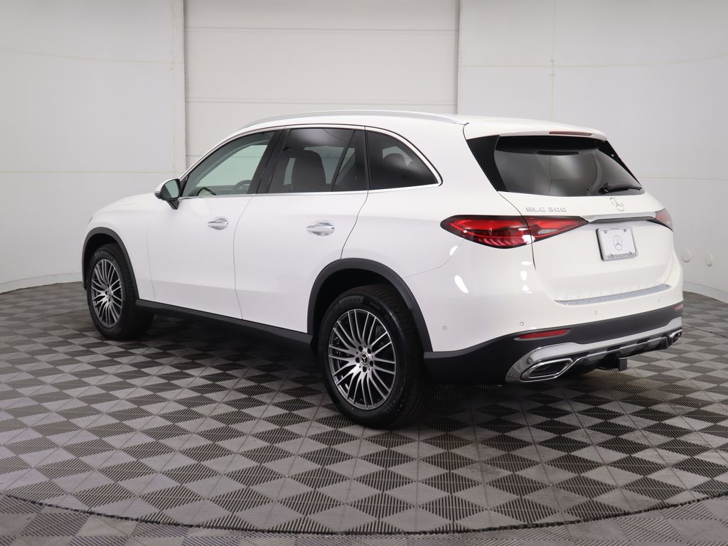 Thumbnail: 2026 Mercedes-Benz GLC - 7
