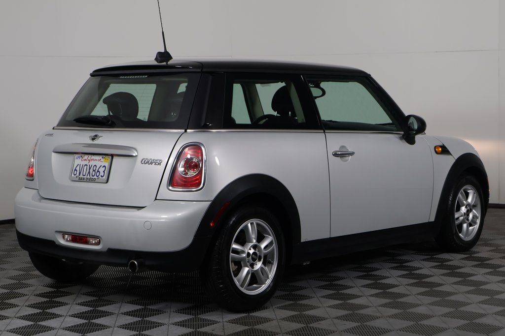 2012 MINI Cooper Base 4