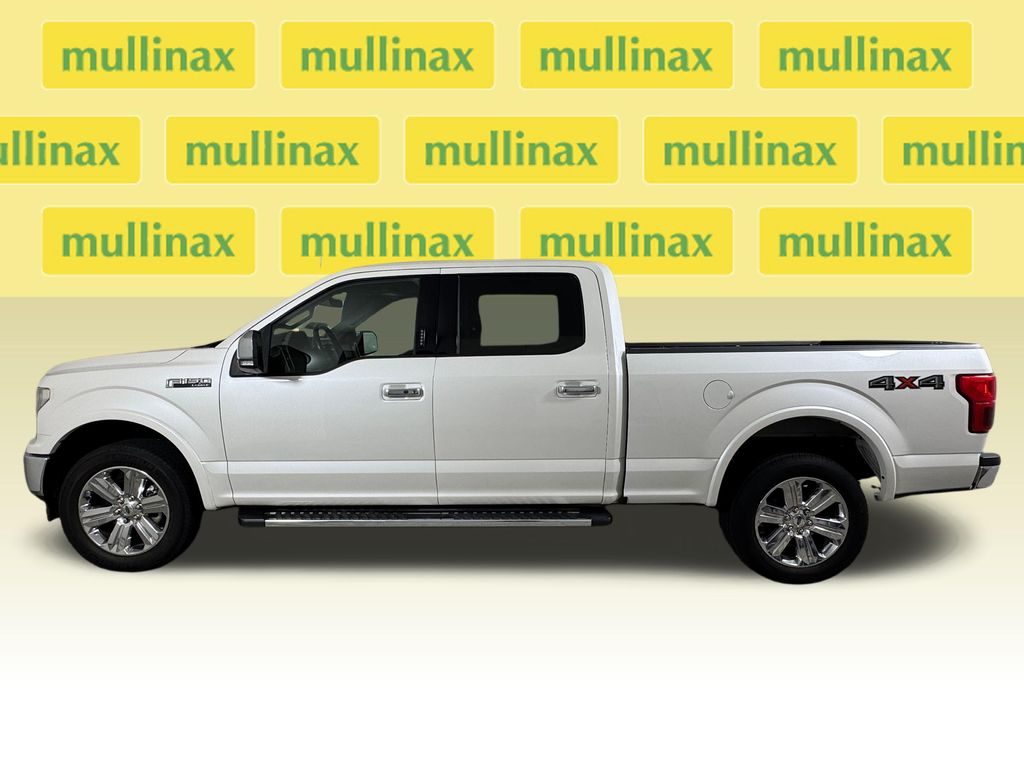 2019 White Platinum Clearcoat Metallic Ford F-150 Lariat 4X4 Truck