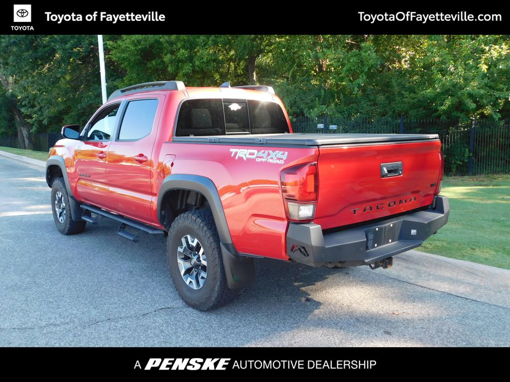 Thumbnail: 2018 Toyota Tacoma - 3