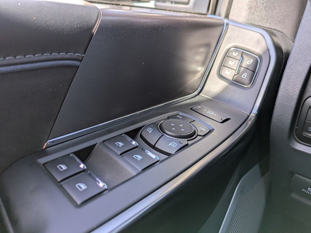 2026 Ford F-350 Super Duty Platinum