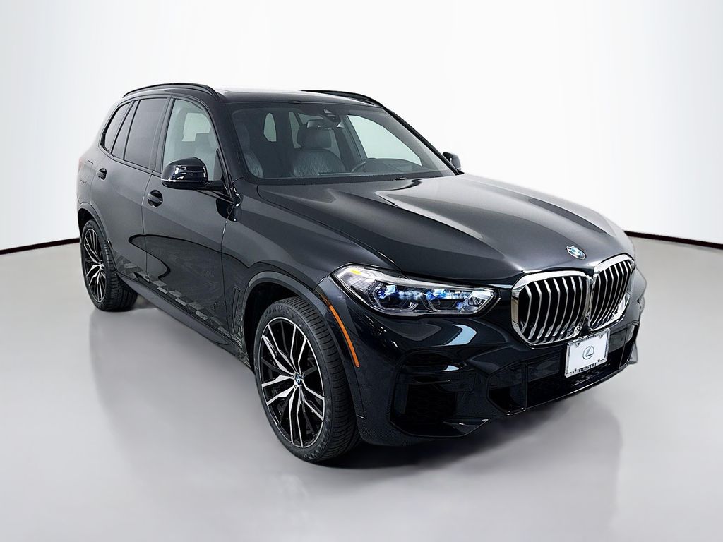 Thumbnail: 2022 BMW X5 - 3