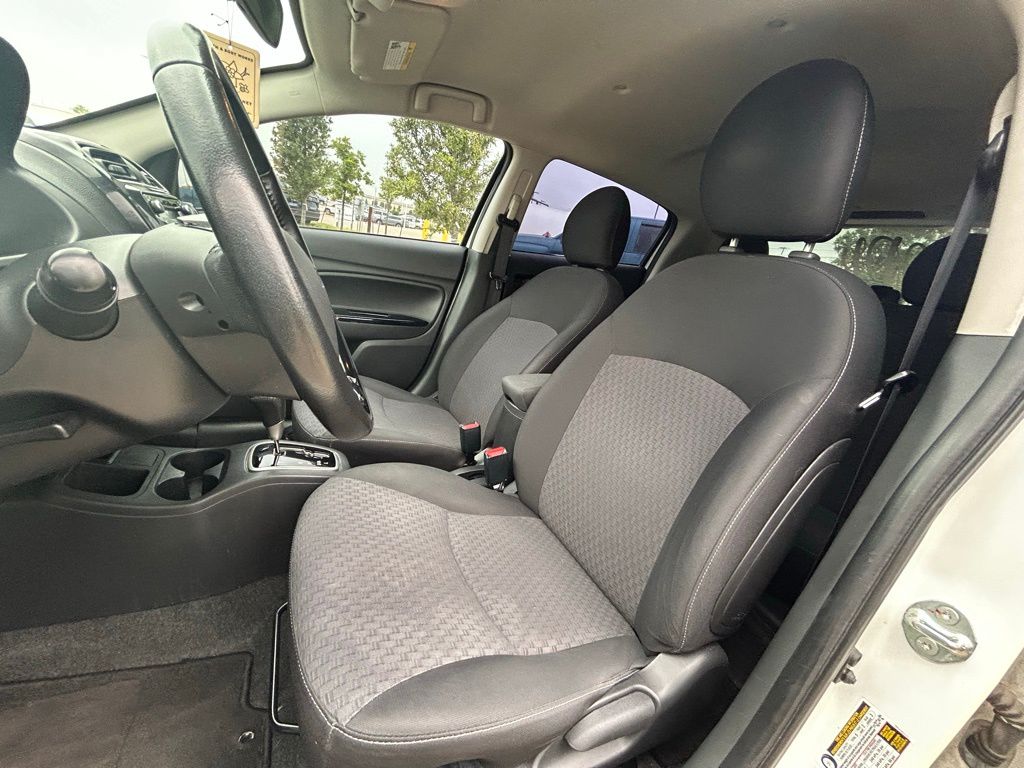 2017 Mitsubishi Mirage SE 5