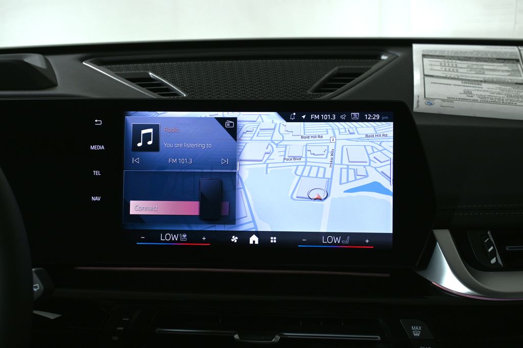 Thumbnail: 2027 BMW X1 - 21