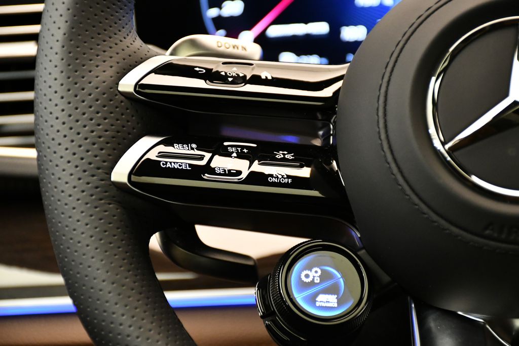 Thumbnail: 2025 Mercedes-Benz GLE - 24