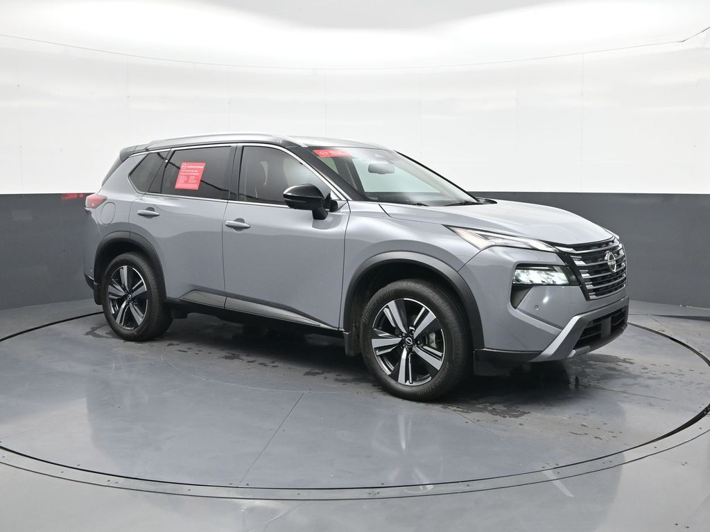 2025 Nissan Rogue SL