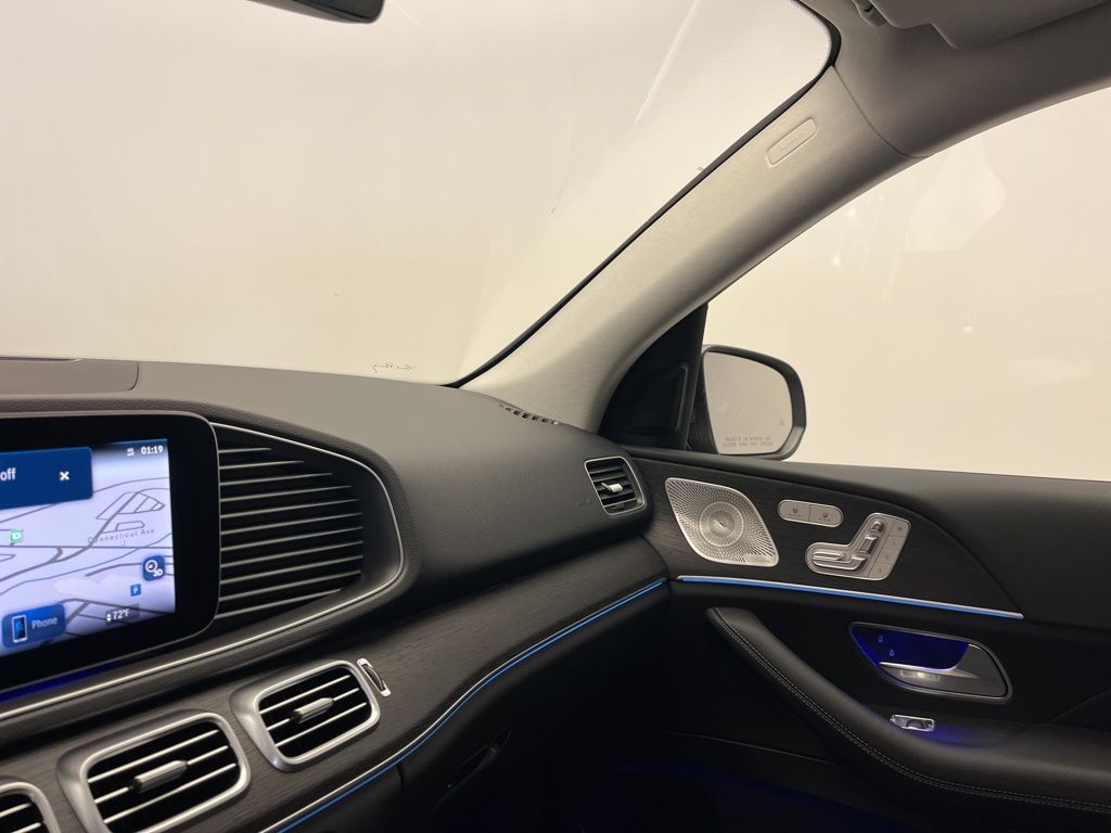 Thumbnail: 2025 Mercedes-Benz GLE - 22