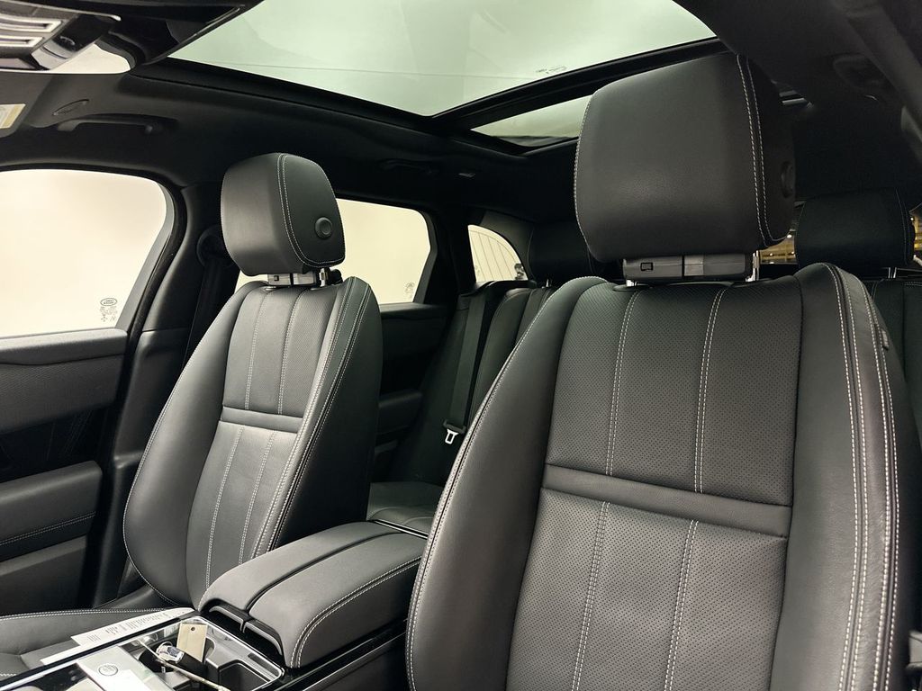 Thumbnail: 2023 Land Rover Range Rover Velar - 10