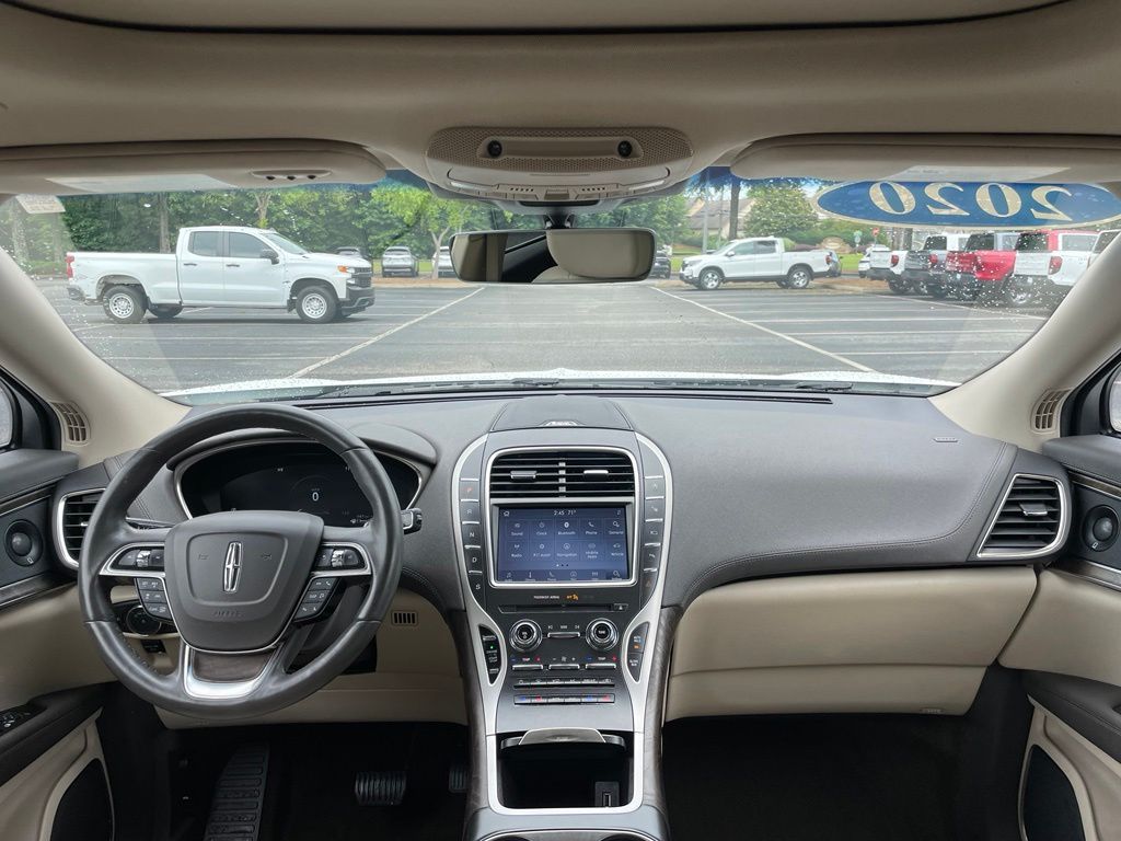 Thumbnail: 2020 Lincoln Nautilus - 10