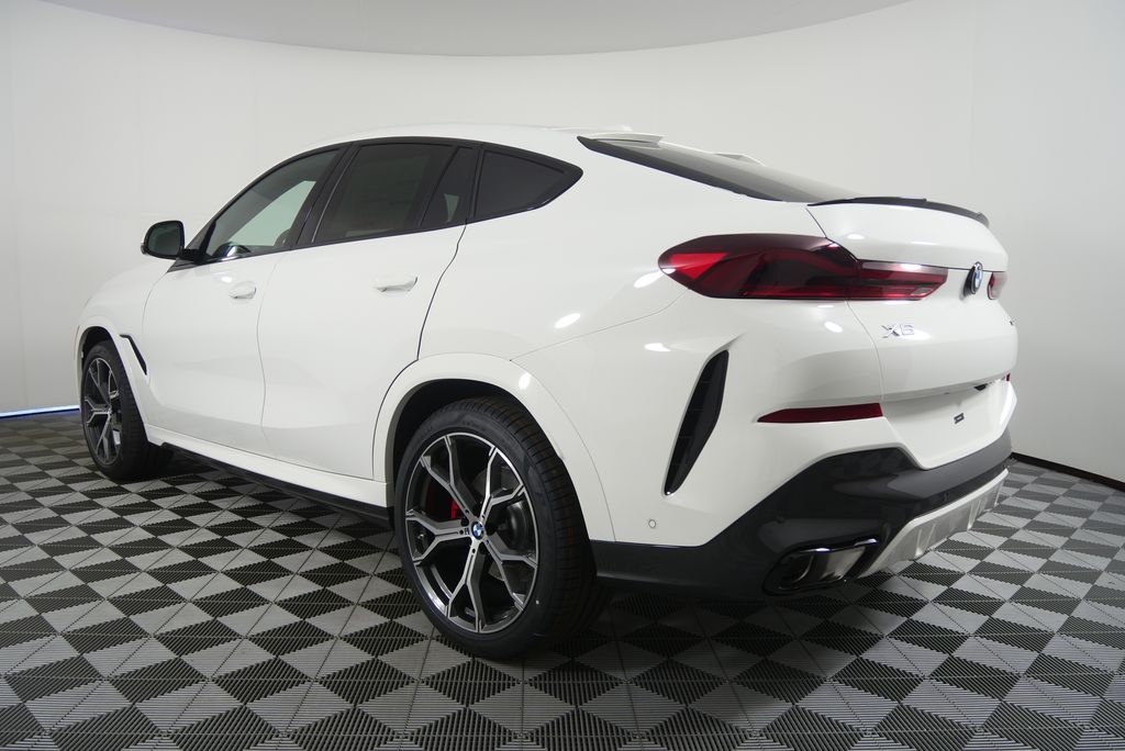 Thumbnail: 2027 BMW X6 - 5