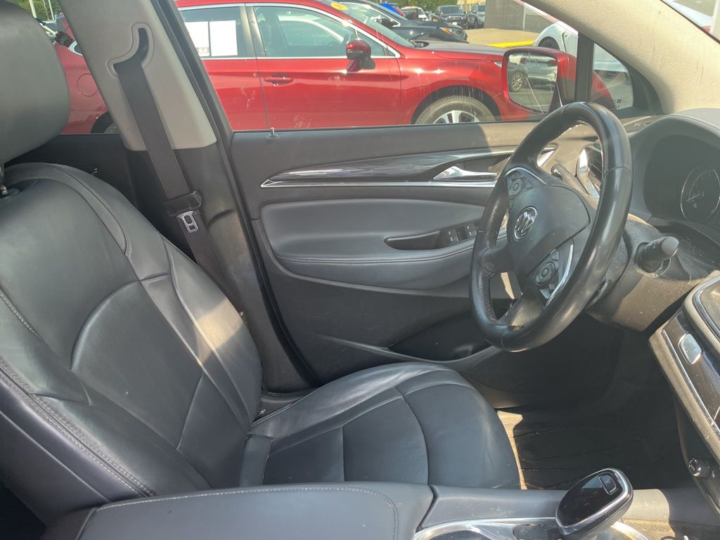 2018 Buick Enclave Essence 4