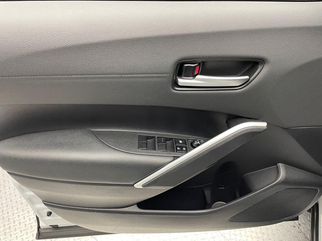 Thumbnail: 2024 Toyota Corolla Cross - 9