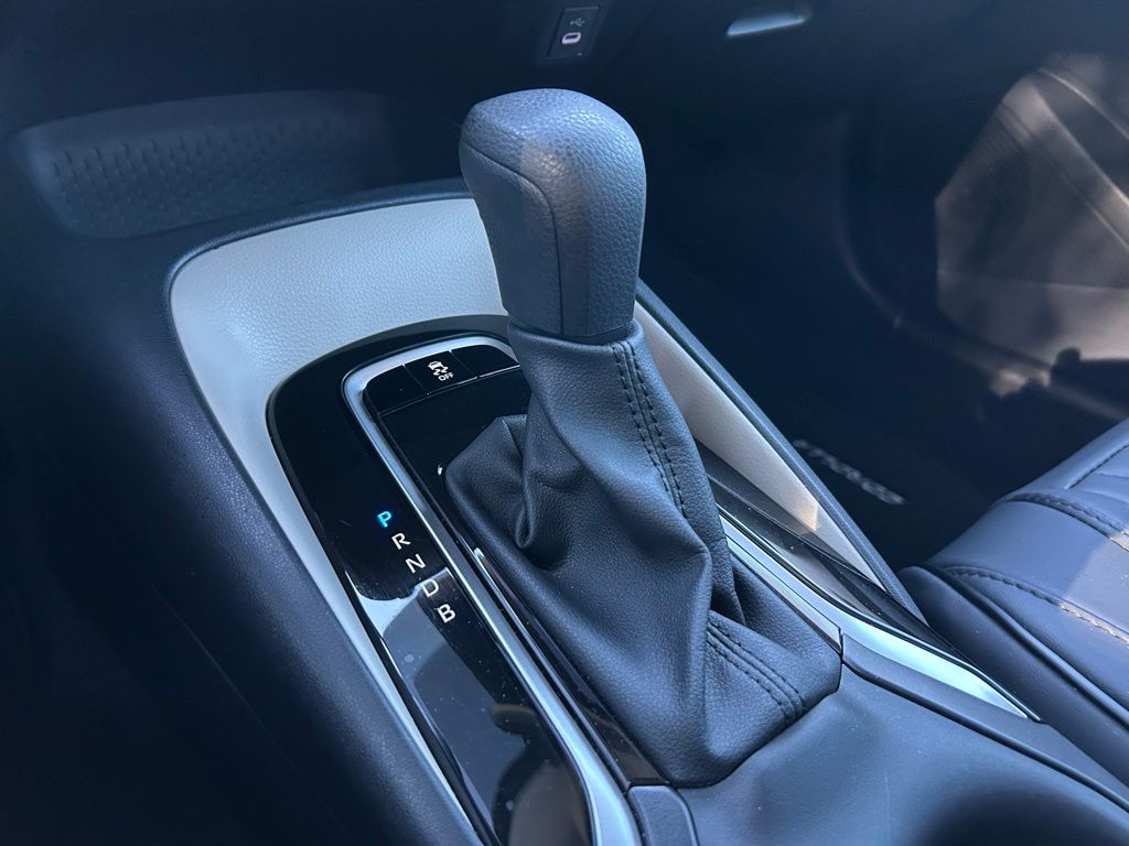 Thumbnail: 2025 Toyota Corolla - 25