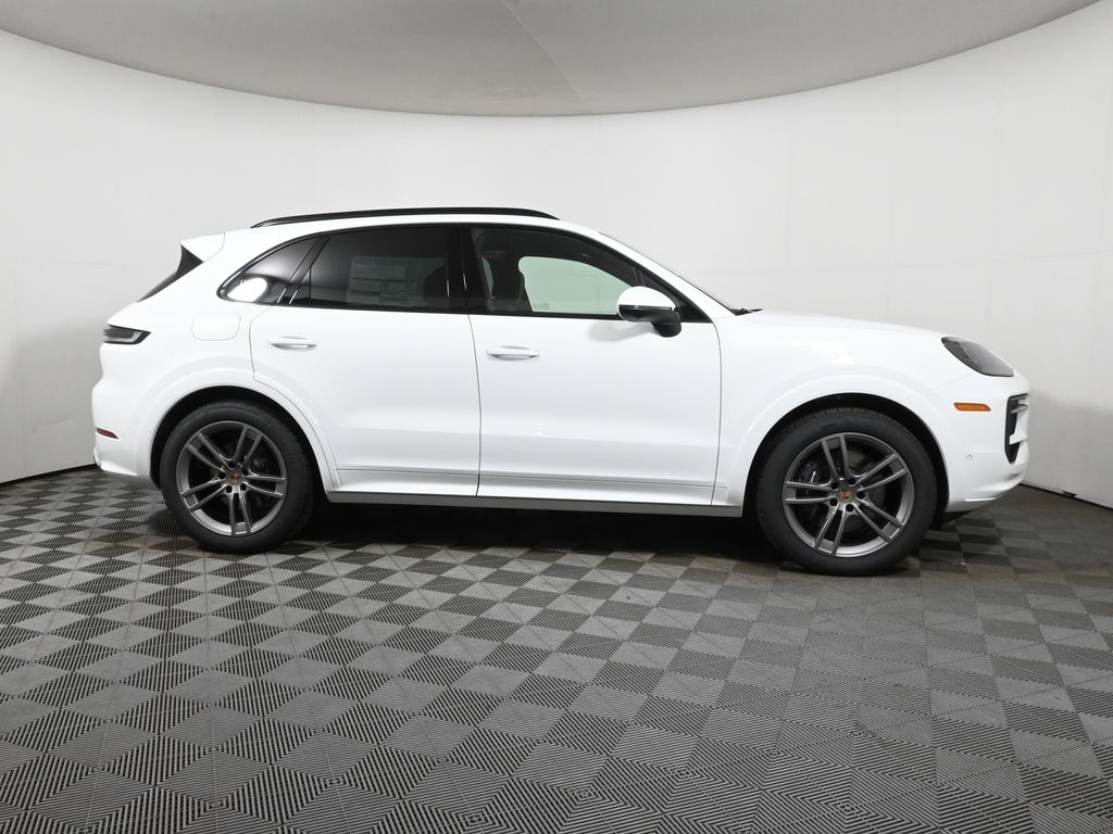 Thumbnail: 2026 Porsche Cayenne - 8