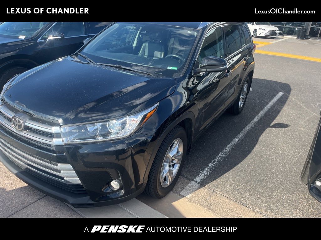 Thumbnail: 2017 Toyota Highlander - 1