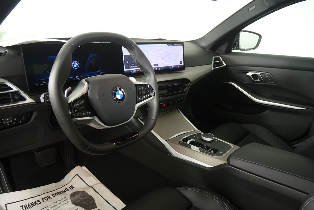 Thumbnail: 2025 BMW 3 Series - 13