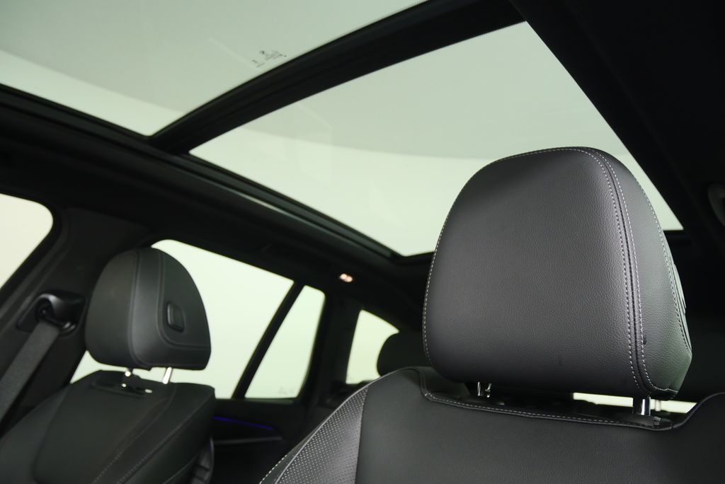 Thumbnail: 2023 BMW X3 - 12
