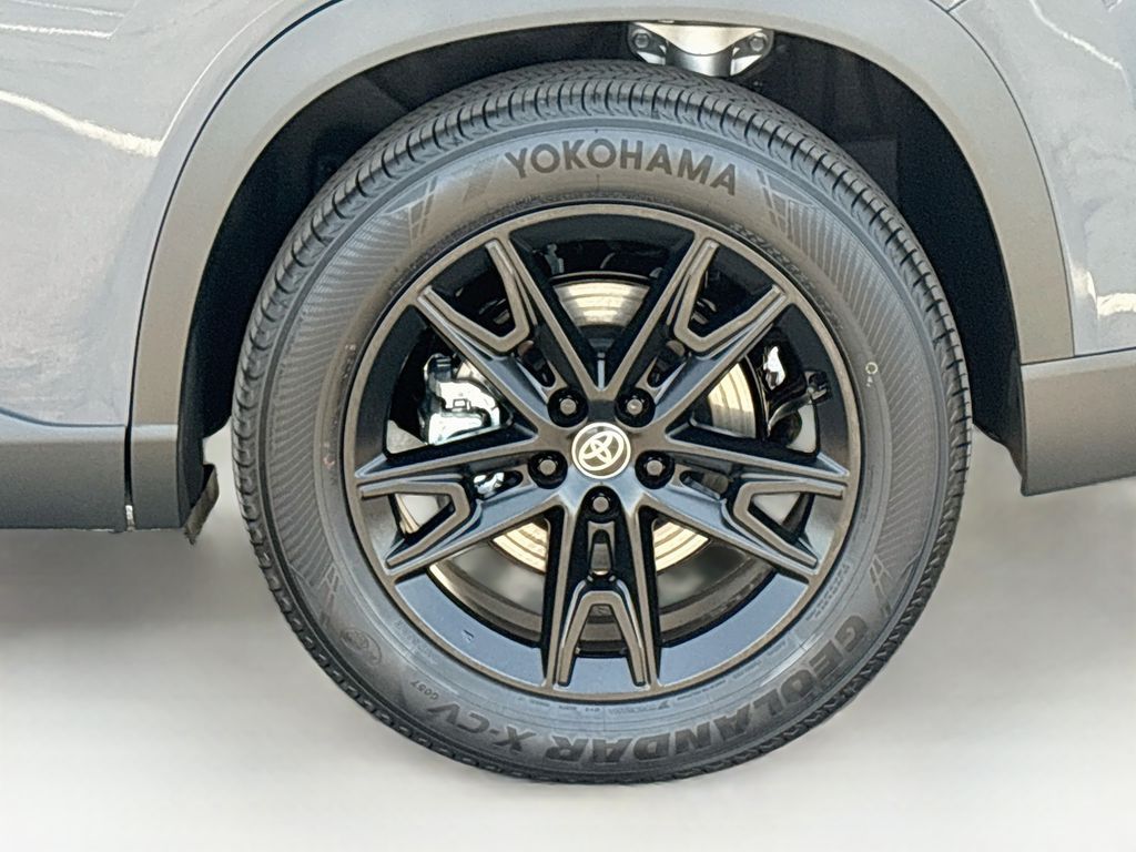 Thumbnail: 2026 Toyota Grand Highlander - 32