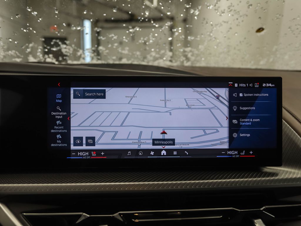 Thumbnail: 2025 BMW XM - 16