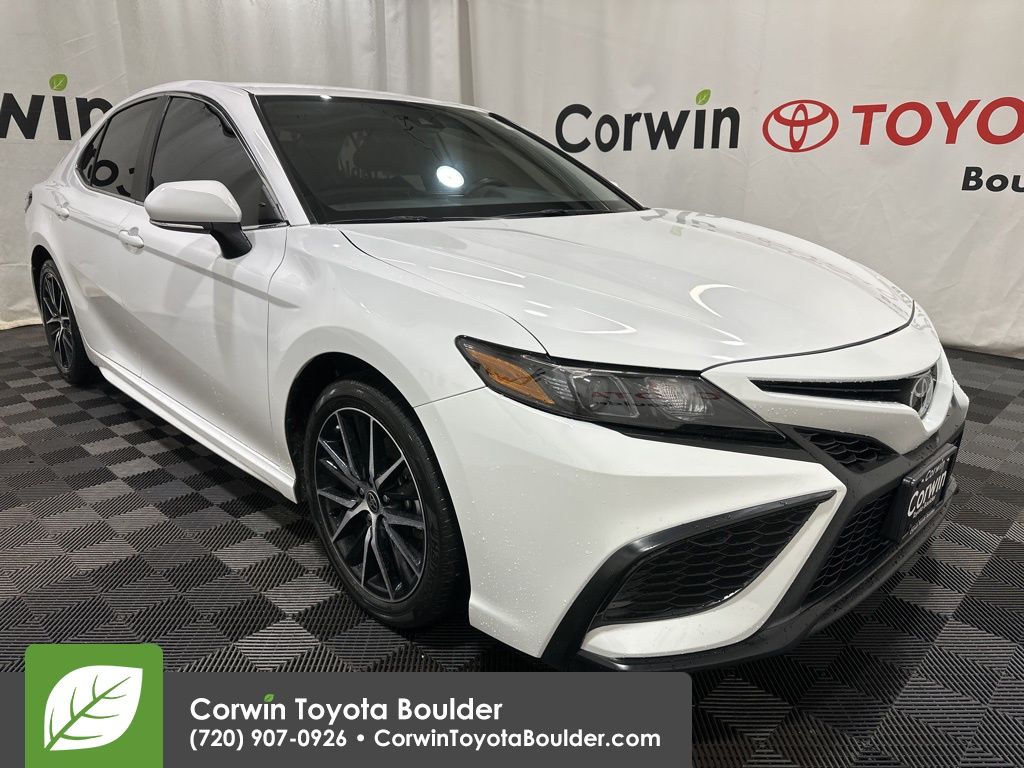 2023 Toyota Camry SE FWD
