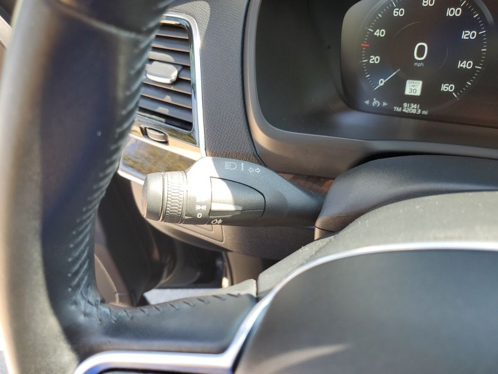 Used Car 2017 Volvo Xc90  T5 Momentum For Sale Under $20,000 In Austin, Texas