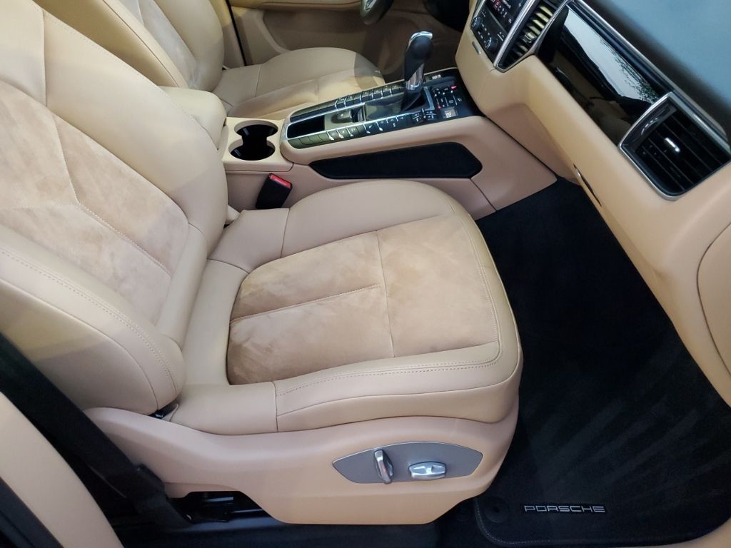 Used Car 2018 Porsche Macan  For Sale Under $25,000 In Austin, Texas