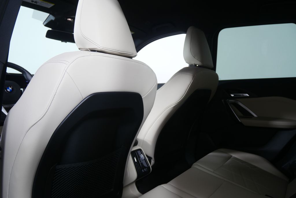Thumbnail: 2024 BMW X1 - 15