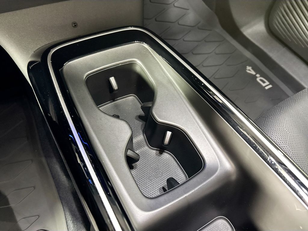 2023 Volkswagen ID.4 Pro S Plus