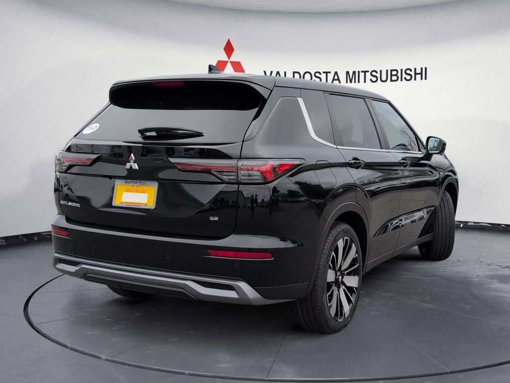 New 2026 Mitsubishi Outlander SUV