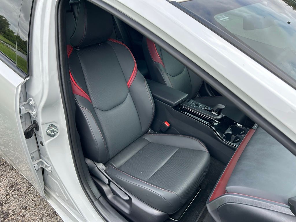 Thumbnail: 2024 Toyota Prius Prime - 15