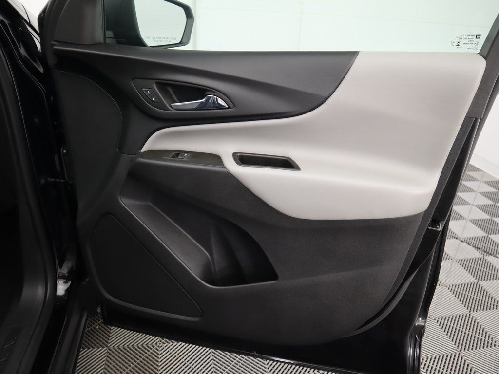 Thumbnail: 2023 Chevrolet Equinox - 25