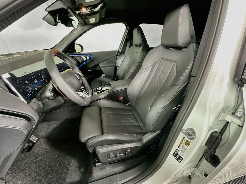 Thumbnail: 2026 BMW X3 - 16