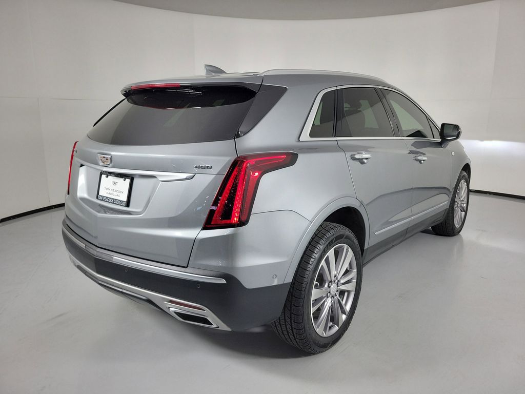 2024 Cadillac XT5 Premium Luxury - 3