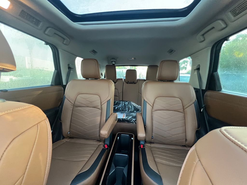 2025 Obsidian Green Pearl Nissan Pathfinder Platinum 4X4 SUV