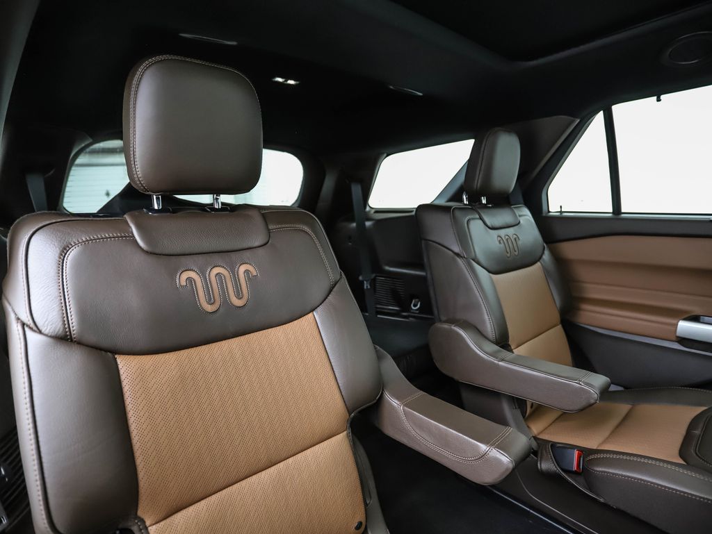 Thumbnail: 2023 Ford Explorer - 28