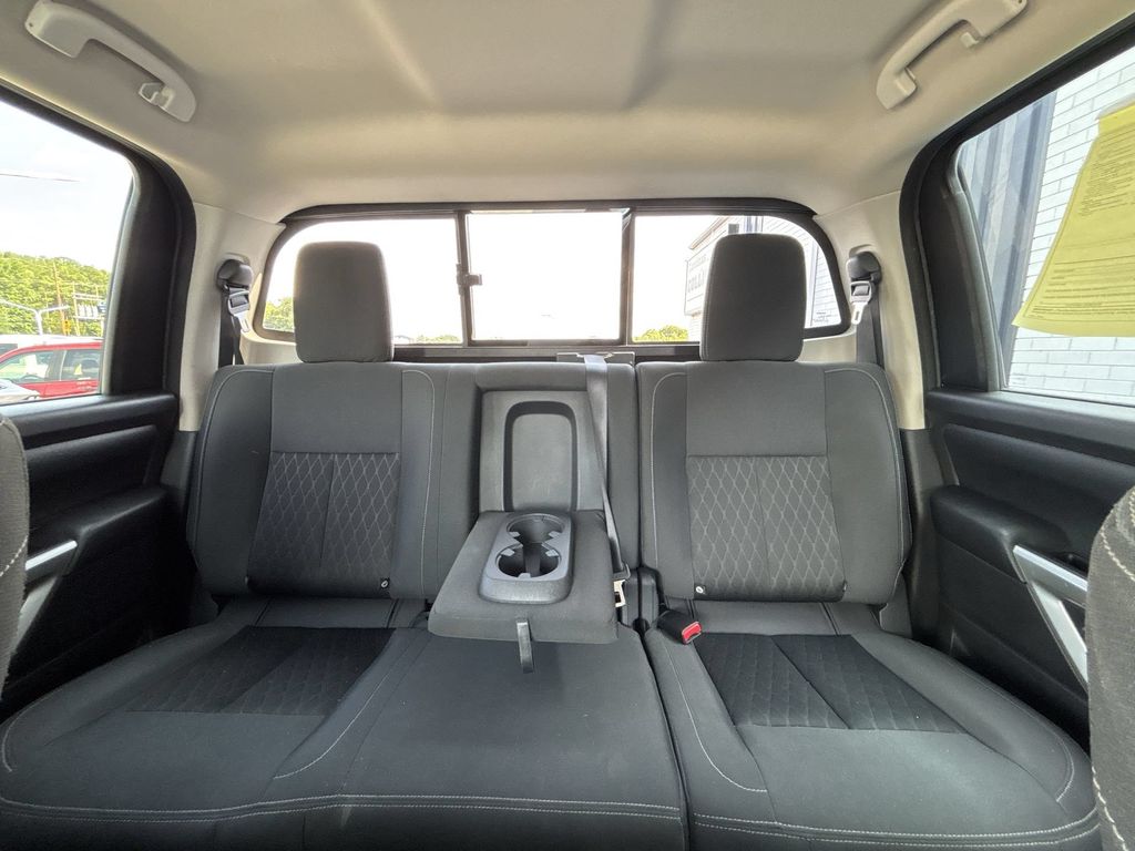 Used 2018 Glacier White Nissan SV image 24