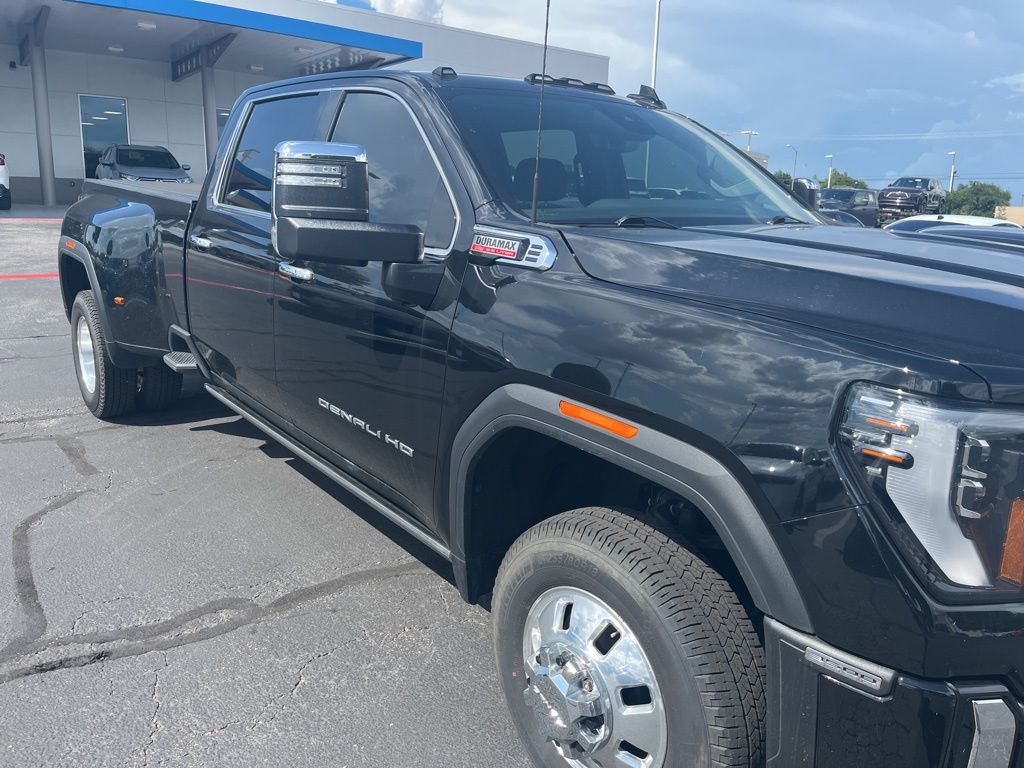 Thumbnail: 2024 GMC Sierra 3500 - 3