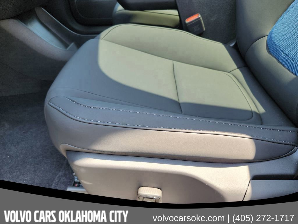 2025 Volvo EX30 Plus - Photo 23