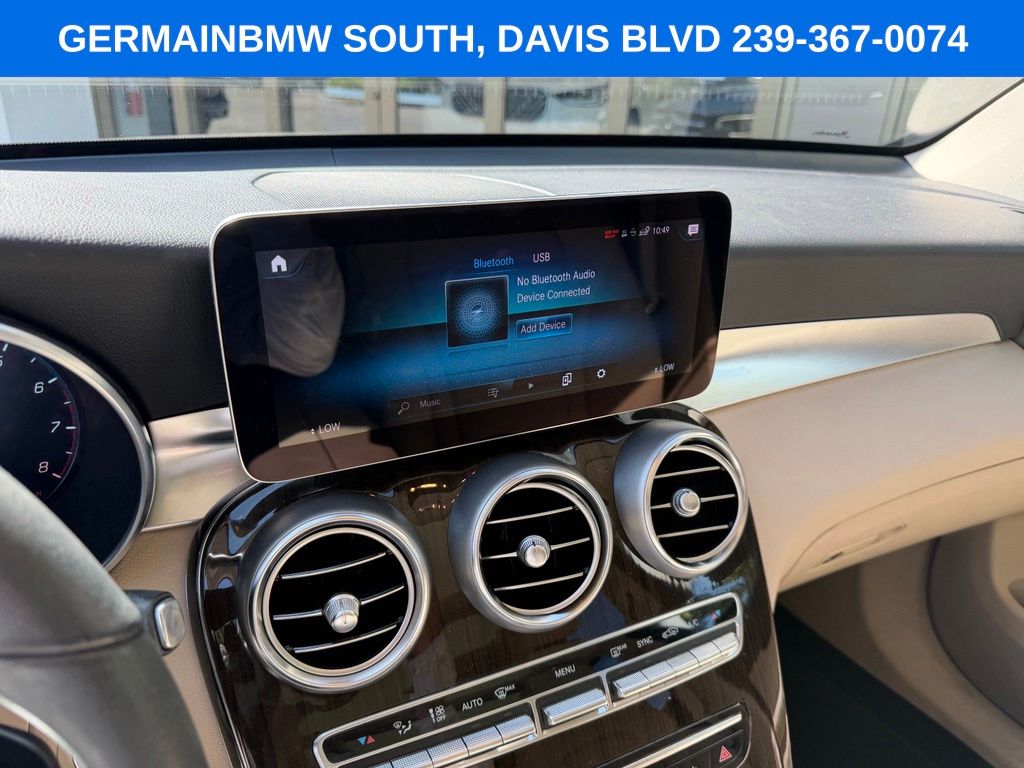 Used 2022  Mercedes-Benz GLC 300 image 23