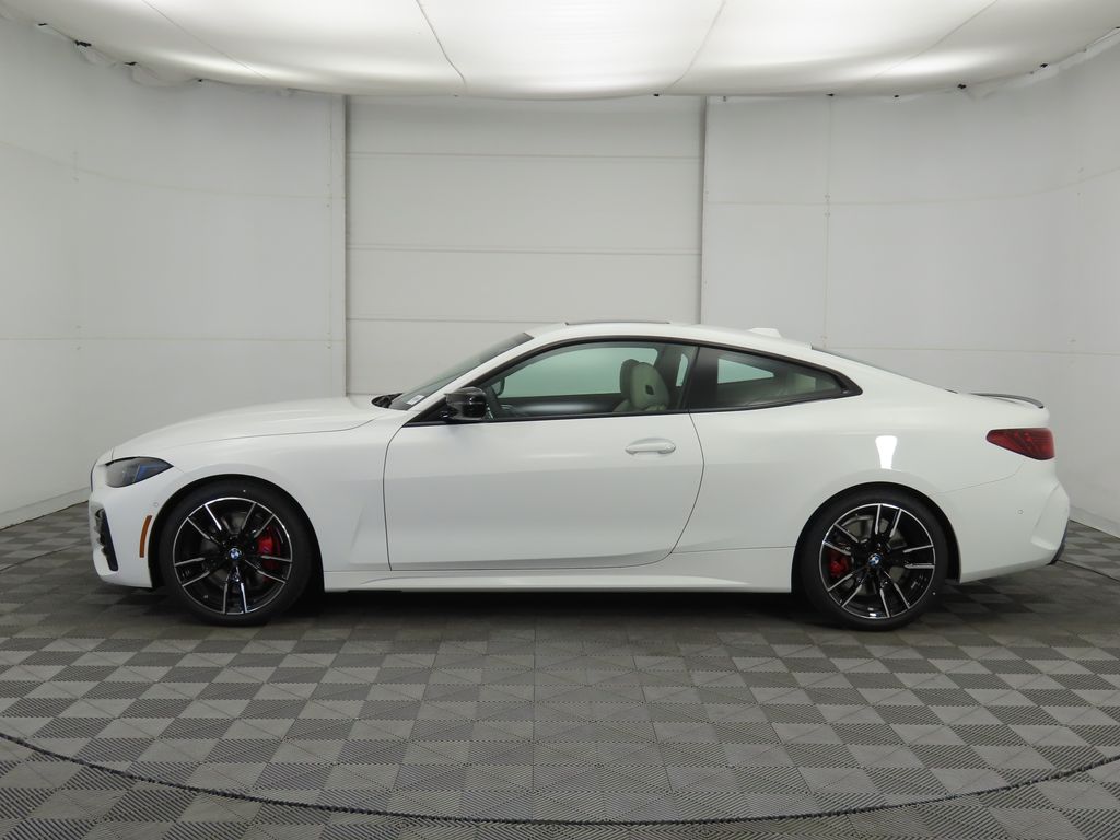 Thumbnail: 2026 BMW 4 Series - 8
